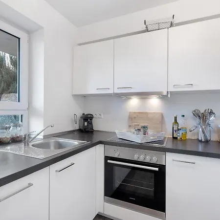 Im Laubgarten * Ohningen